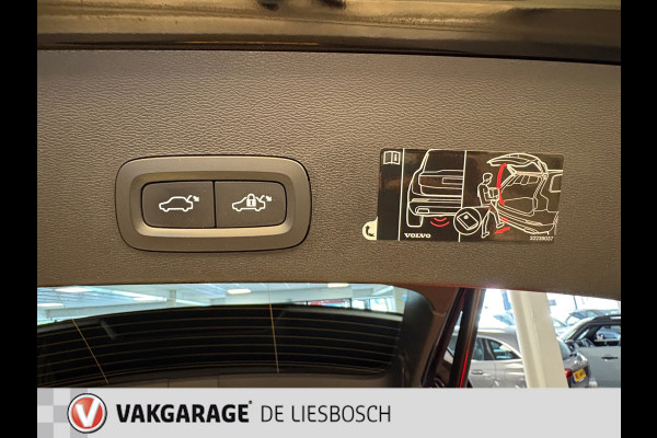 Volvo XC40 1.5 T5 Recharge Inscription / Panoramadak / pilot-assist / trekhaak / harman-kardon