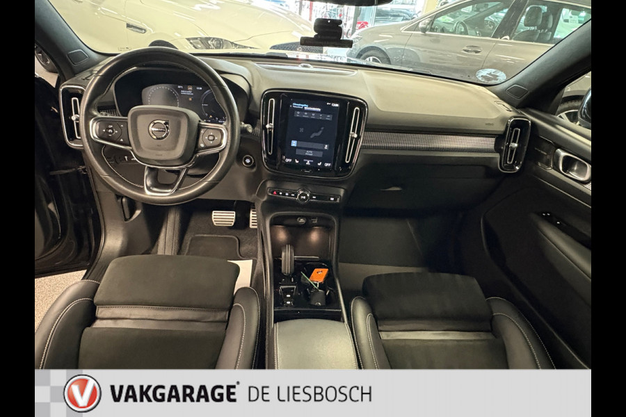 Volvo XC40 1.5 T5 Recharge Inscription / Panoramadak / pilot-assist / trekhaak / harman-kardon
