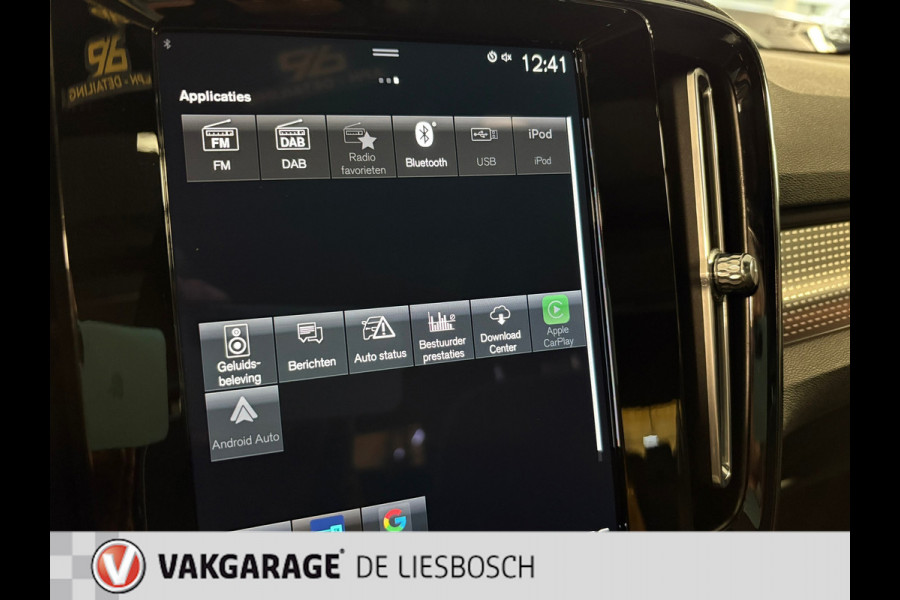 Volvo XC40 1.5 T5 Recharge Inscription / Panoramadak / pilot-assist / trekhaak / harman-kardon