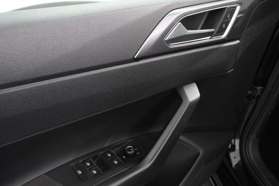 Volkswagen Polo 1.0 TSI 110pk DSG Highline | Navigatie | Apple Carplay/Android Auto | Parkeersensoren | Adaptive Cruise Control | Stoelverwarming | Getinte ramen | Climatronic | Start/Stop systeem