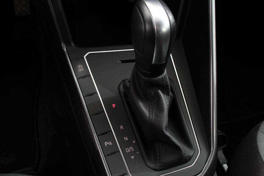 Volkswagen Polo 1.0 TSI 110pk DSG Highline | Navigatie | Apple Carplay/Android Auto | Parkeersensoren | Adaptive Cruise Control | Stoelverwarming | Getinte ramen | Climatronic | Start/Stop systeem