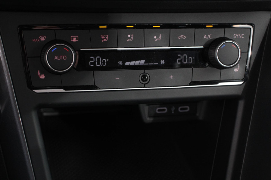 Volkswagen Polo 1.0 TSI 110pk DSG Highline | Navigatie | Apple Carplay/Android Auto | Parkeersensoren | Adaptive Cruise Control | Stoelverwarming | Getinte ramen | Climatronic | Start/Stop systeem