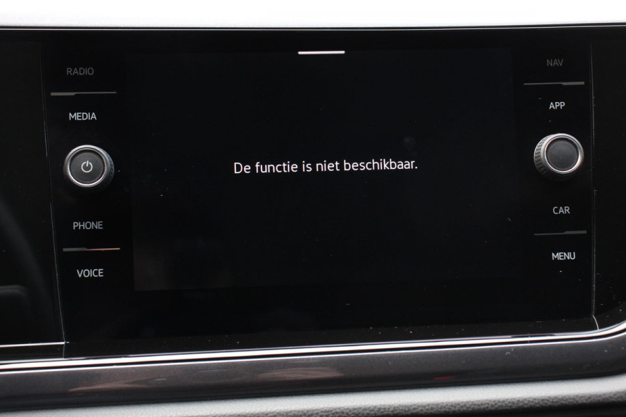 Volkswagen Polo 1.0 TSI 110pk DSG Highline | Navigatie | Apple Carplay/Android Auto | Parkeersensoren | Adaptive Cruise Control | Stoelverwarming | Getinte ramen | Climatronic | Start/Stop systeem