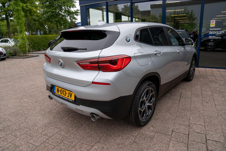 BMW X2 SDrive20i High Executive | Prijs rijklaar incl. 12 mnd garantie | Lmv Panodak Pdc Navi Clima Bluetooth Stoelverw