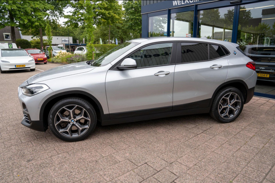 BMW X2 SDrive20i High Executive | Prijs rijklaar incl. 12 mnd garantie | Lmv Panodak Pdc Navi Clima Bluetooth Stoelverw