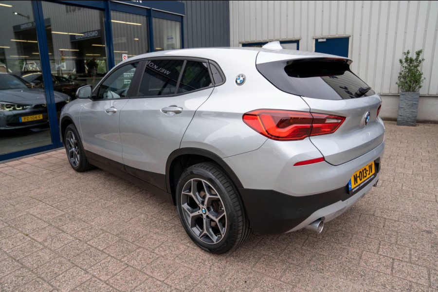 BMW X2 SDrive20i High Executive | Prijs rijklaar incl. 12 mnd garantie | Lmv Panodak Pdc Navi Clima Bluetooth Stoelverw