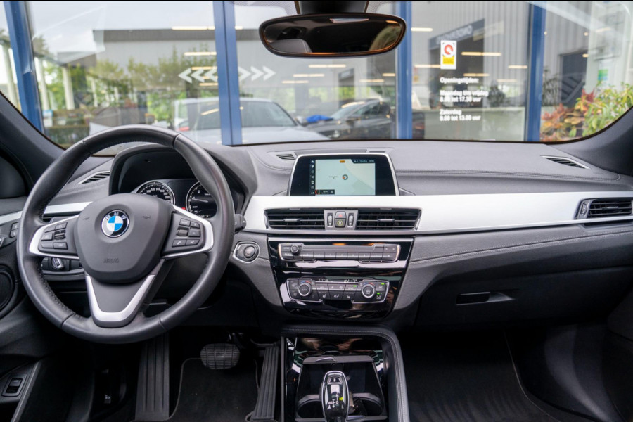 BMW X2 SDrive20i High Executive | Prijs rijklaar incl. 12 mnd garantie | Lmv Panodak Pdc Navi Clima Bluetooth Stoelverw