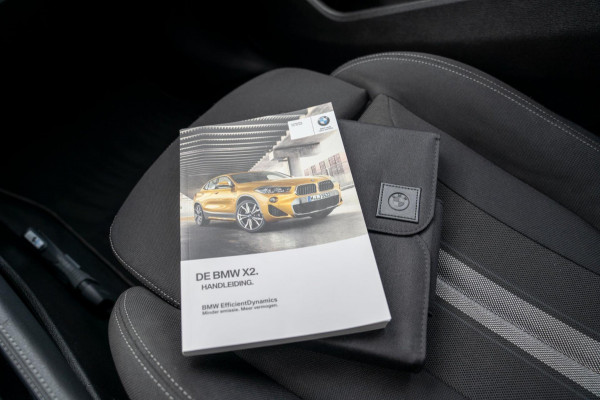 BMW X2 SDrive20i High Executive | Prijs rijklaar incl. 12 mnd garantie | Lmv Panodak Pdc Navi Clima Bluetooth Stoelverw