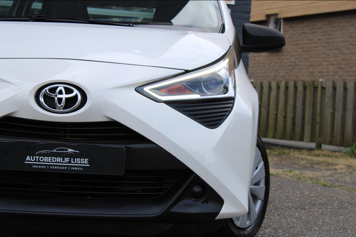 Toyota Aygo 1.0 VVT-i x-fun Airco Bluetooth Nap