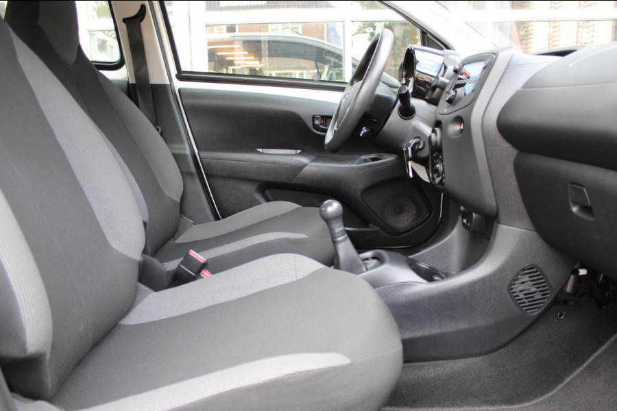Toyota Aygo 1.0 VVT-i x-fun Airco Bluetooth Nap