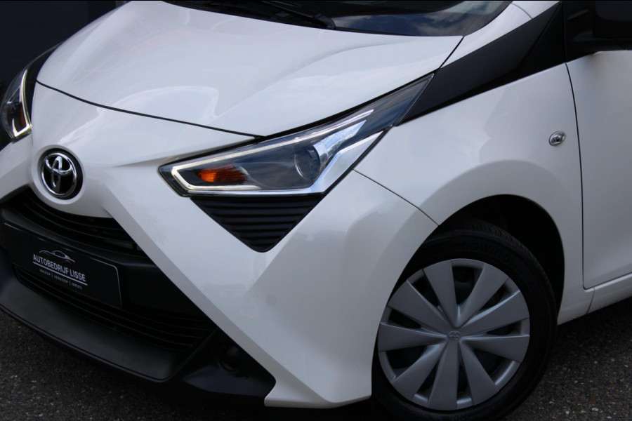 Toyota Aygo 1.0 VVT-i x-fun Airco Bluetooth Nap