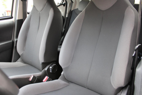 Toyota Aygo 1.0 VVT-i x-fun Airco Bluetooth Nap