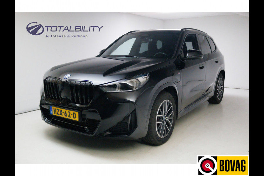 BMW X1 xDrive25e M-sport 245 PK | Stoelverwarming + massage | Stuurverwarming | Navigatie Keyless, Winterset, Elektrische achterklep, Privacy glas, App-connect, Cruise, Led