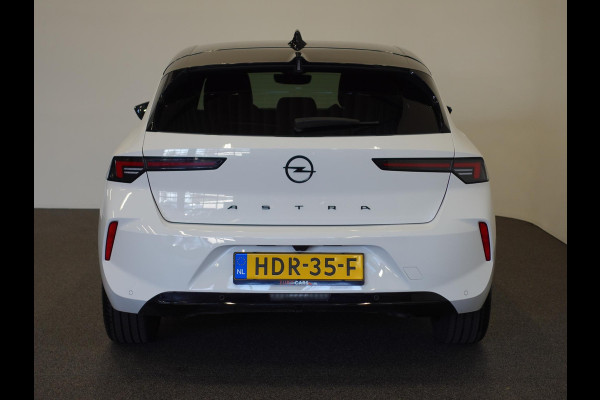 Opel Astra 1.2 GS Line Automaat Opel Astra 1.2 GS Line | Climate control | Adaptive cruise control | LED | Voorstoelen verwarmd | Stuurwiel verwarmd | Achteruitrij camera 360* | Sfeer verlichting | Apple carplay/ Andriod auto