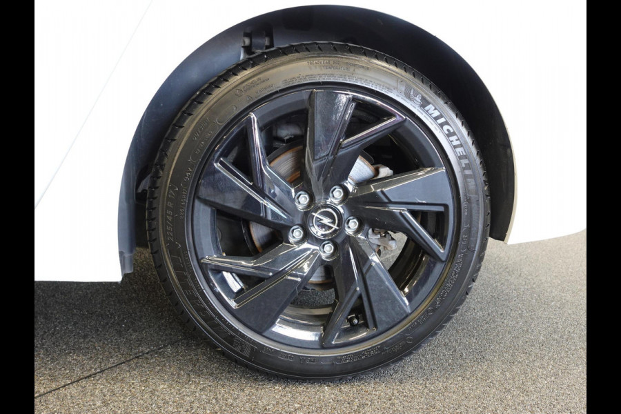 Opel Astra 1.2 GS Line Automaat Opel Astra 1.2 GS Line | Climate control | Adaptive cruise control | LED | Voorstoelen verwarmd | Stuurwiel verwarmd | Achteruitrij camera 360* | Sfeer verlichting | Apple carplay/ Andriod auto