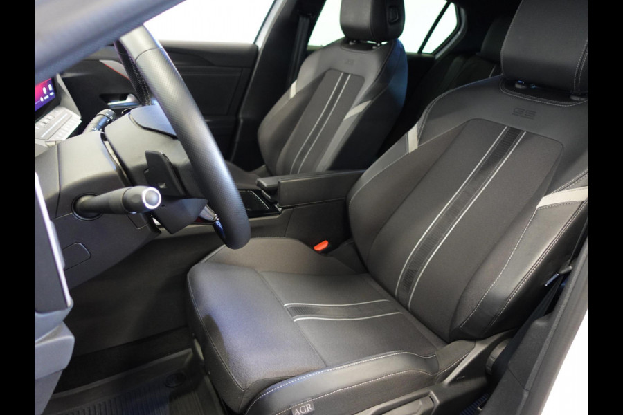 Opel Astra 1.2 GS Line Automaat Opel Astra 1.2 GS Line | Climate control | Adaptive cruise control | LED | Voorstoelen verwarmd | Stuurwiel verwarmd | Achteruitrij camera 360* | Sfeer verlichting | Apple carplay/ Andriod auto