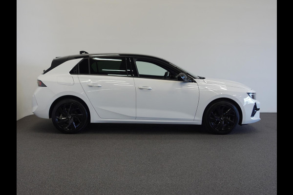 Opel Astra 1.2 GS Line Automaat Opel Astra 1.2 GS Line | Climate control | Adaptive cruise control | LED | Voorstoelen verwarmd | Stuurwiel verwarmd | Achteruitrij camera 360* | Sfeer verlichting | Apple carplay/ Andriod auto