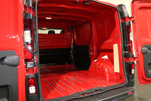 Renault Trafic 2.0 dCi 120pk L1 H1 Comfort Airco Trekhaak
