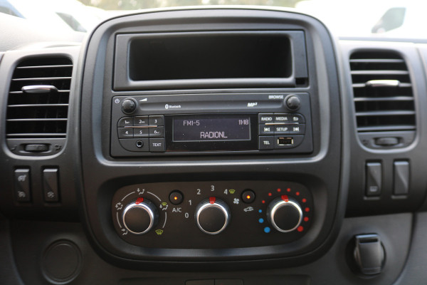 Renault Trafic 2.0 dCi 120pk L1 H1 Comfort Airco Trekhaak