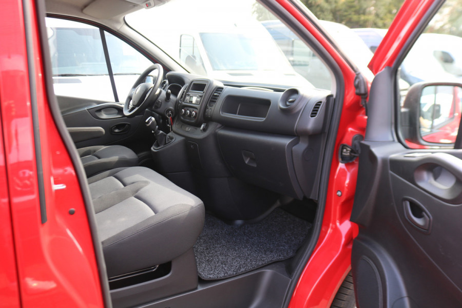 Renault Trafic 2.0 dCi 120pk L1 H1 Comfort Airco Trekhaak
