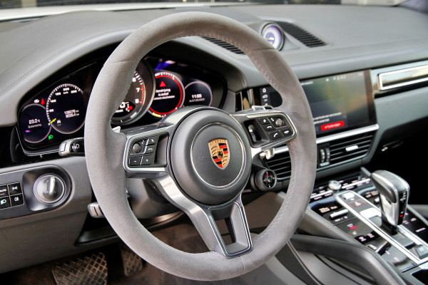 Porsche Cayenne Coupé 3.0 E-Hybrid | BTW | Sport Chrono | Achteras | Carbon