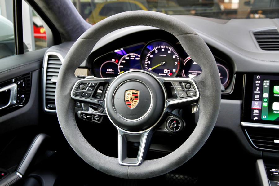 Porsche Cayenne Coupé 3.0 E-Hybrid | BTW | Sport Chrono | Achteras | Carbon