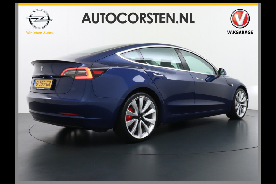 Tesla Model 3 Performance AWD 513pk FSD MEEGELEVERD PAKKET! €71.440,- nieuw! 0-100kmh 3.4sec! Lmv-20" AutoPilot Carbon-Spoiler Full Self-Drivi Navi Led ACC DAB Voorverwarming interieur en Keyless via GSM-App One-Pedal-Drive Rode Remklauwen Premium Audio Veel grip door 4WD vierwielaandrijving.  Origineel Nederlandse auto nieuwprijs €72.080 Garantie op Accu en motor tot 28-12-2027/192.000km