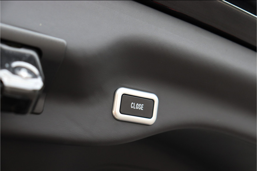 Ferrari GTC4 Lusso Turbo 3.9 V8 **APPROVED/Lift/360 camera/Pano/Ceramic/Carplay/21/22inch**