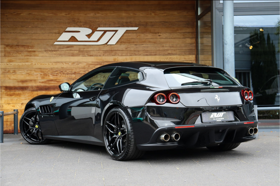 Ferrari GTC4 Lusso Turbo 3.9 V8 **APPROVED/Lift/360 camera/Pano/Ceramic/Carplay/21/22inch**