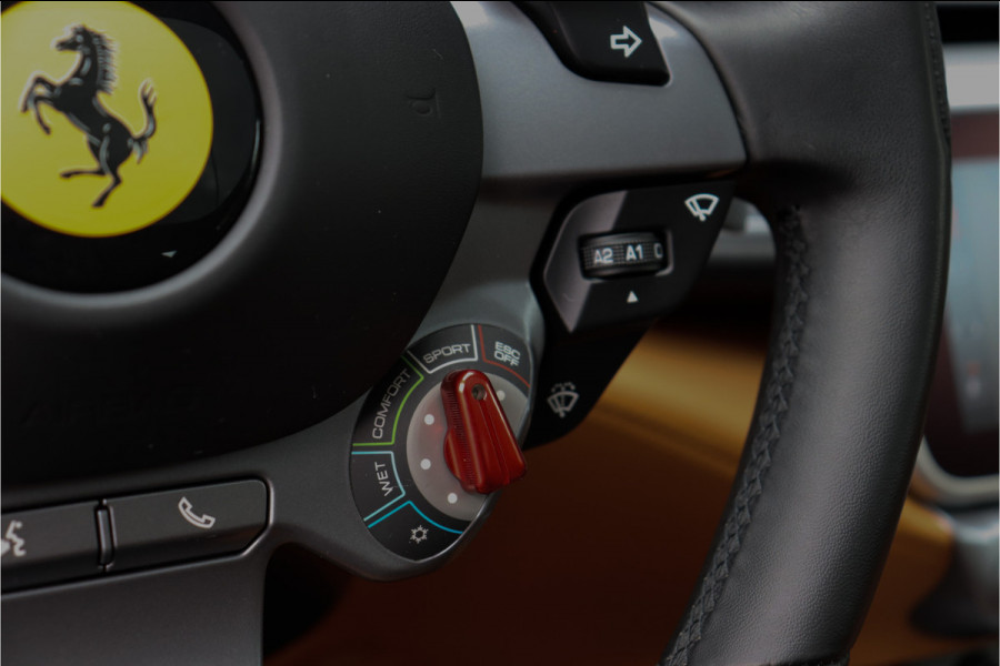 Ferrari GTC4 Lusso Turbo 3.9 V8 **APPROVED/Lift/360 camera/Pano/Ceramic/Carplay/21/22inch**