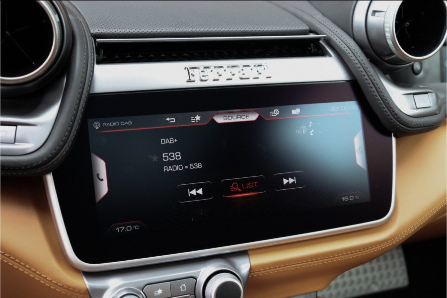 Ferrari GTC4 Lusso Turbo 3.9 V8 **APPROVED/Lift/360 camera/Pano/Ceramic/Carplay/21/22inch**