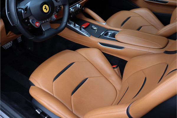 Ferrari GTC4 Lusso Turbo 3.9 V8 **APPROVED/Lift/360 camera/Pano/Ceramic/Carplay/21/22inch**
