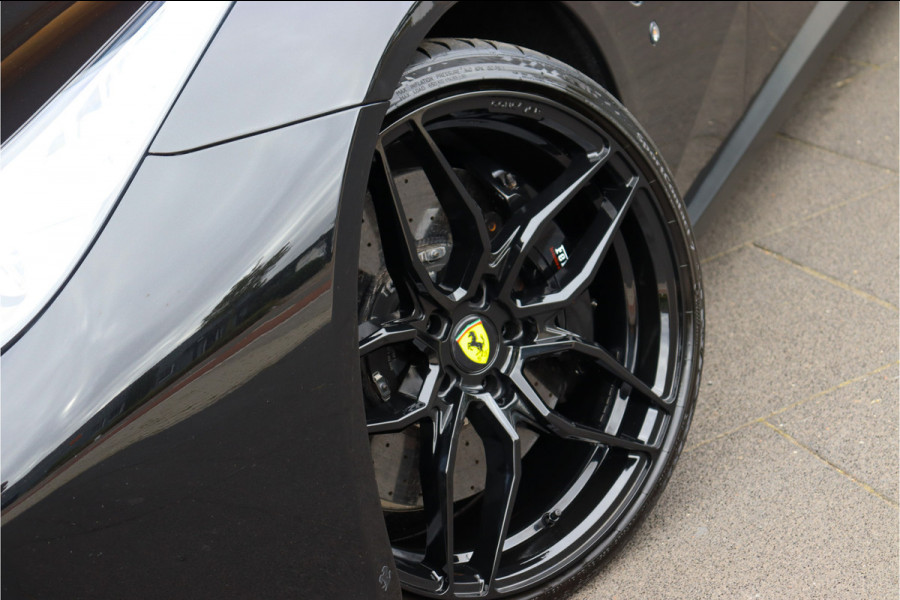 Ferrari GTC4 Lusso Turbo 3.9 V8 **APPROVED/Lift/360 camera/Pano/Ceramic/Carplay/21/22inch**