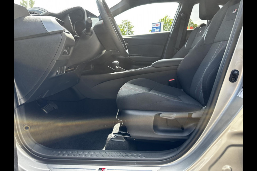 Toyota C-HR 1.8 Hybrid GR-Sport | 10 JAAR GARANTIE! | CARPLAY&ANDROID AUTO | CAMERA | ADAPTIVE CRUISE CONTROL |