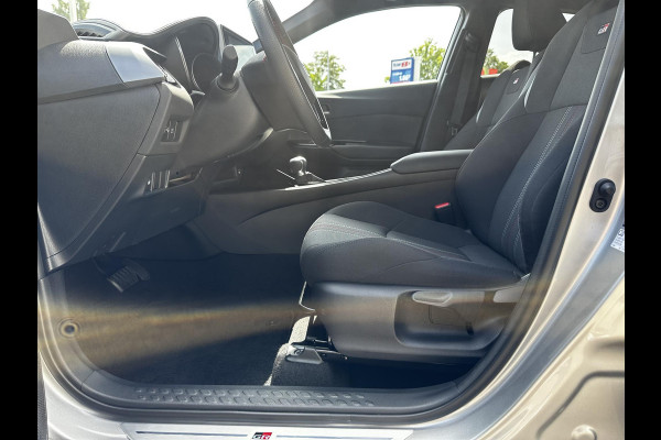 Toyota C-HR 1.8 Hybrid GR-Sport | 10 JAAR GARANTIE! | CARPLAY&ANDROID AUTO | CAMERA | ADAPTIVE CRUISE CONTROL |