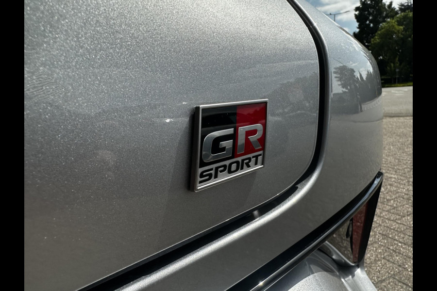 Toyota C-HR 1.8 Hybrid GR-Sport | 10 JAAR GARANTIE! | CARPLAY&ANDROID AUTO | CAMERA | ADAPTIVE CRUISE CONTROL |