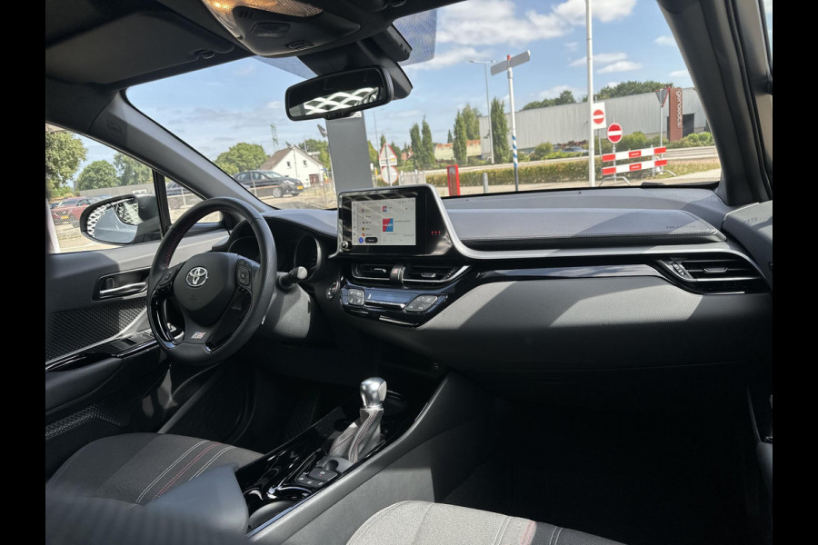 Toyota C-HR 1.8 Hybrid GR-Sport | 10 JAAR GARANTIE! | CARPLAY&ANDROID AUTO | CAMERA | ADAPTIVE CRUISE CONTROL |