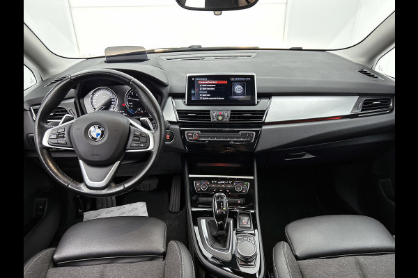 BMW 2 Serie Active Tourer 220i Executive | 192 PK | FACELIFT | StoelverW | TrekH | Head up | AchterCAM | Cruise contl | Dealr ondH