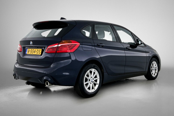 BMW 2 Serie Active Tourer 220i Executive | 192 PK | FACELIFT | StoelverW | TrekH | Head up | AchterCAM | Cruise contl | Dealr ondH