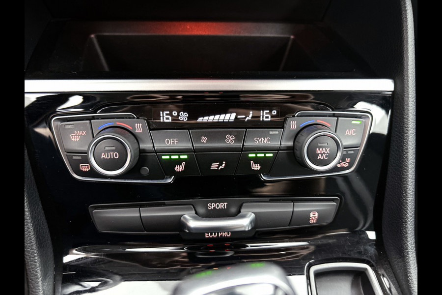 BMW 2 Serie Active Tourer 220i Executive | 192 PK | FACELIFT | StoelverW | TrekH | Head up | AchterCAM | Cruise contl | Dealr ondH