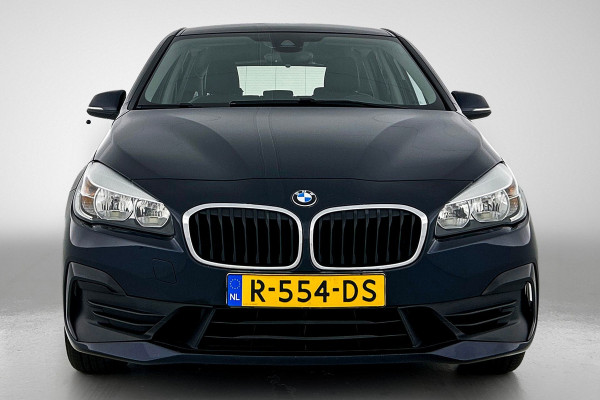 BMW 2 Serie Active Tourer 220i Executive | 192 PK | FACELIFT | StoelverW | TrekH | Head up | AchterCAM | Cruise contl | Dealr ondH