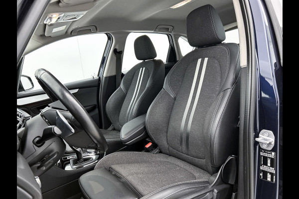 BMW 2 Serie Active Tourer 220i Executive | 192 PK | FACELIFT | StoelverW | TrekH | Head up | AchterCAM | Cruise contl | Dealr ondH