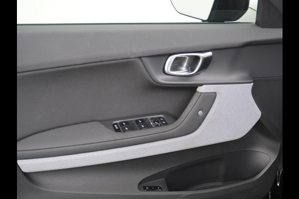 Polestar 2 78kWh 408PK PERFORMANCE 0-100 4,7sec. SOH 92,82% Long Range Trekhaak Pano-dak Elektr.Stoel+verwarmd Stuurverward (semi-)-AutoPil Google-Android® Navi 360°Camera Elek.Achterklep PDC-a+v Performance-Ophanging Premium-Audio Active-Grille Keyless LEDParkeerassist auto 1.500KG Trekgewicht! 1e Eigenaar 3fase 11kw thuis laden