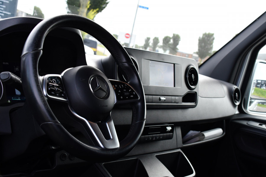 Mercedes-Benz Sprinter 316 2.2 CDI L2H2 PB Edition Adaptieve Cruise, Camera, 164pk, Automaat, Carplay, Multimedia, Trekhaak, NAVI, Uniek!