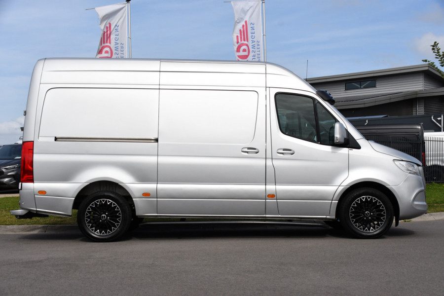Mercedes-Benz Sprinter 316 2.2 CDI L2H2 PB Edition Adaptieve Cruise, Camera, 164pk, Automaat, Carplay, Multimedia, Trekhaak, NAVI, Uniek!