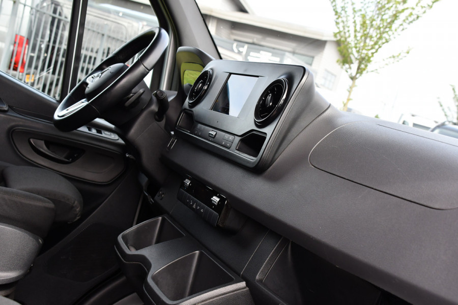 Mercedes-Benz Sprinter 316 2.2 CDI L2H2 PB Edition Adaptieve Cruise, Camera, 164pk, Automaat, Carplay, Multimedia, Trekhaak, NAVI, Uniek!