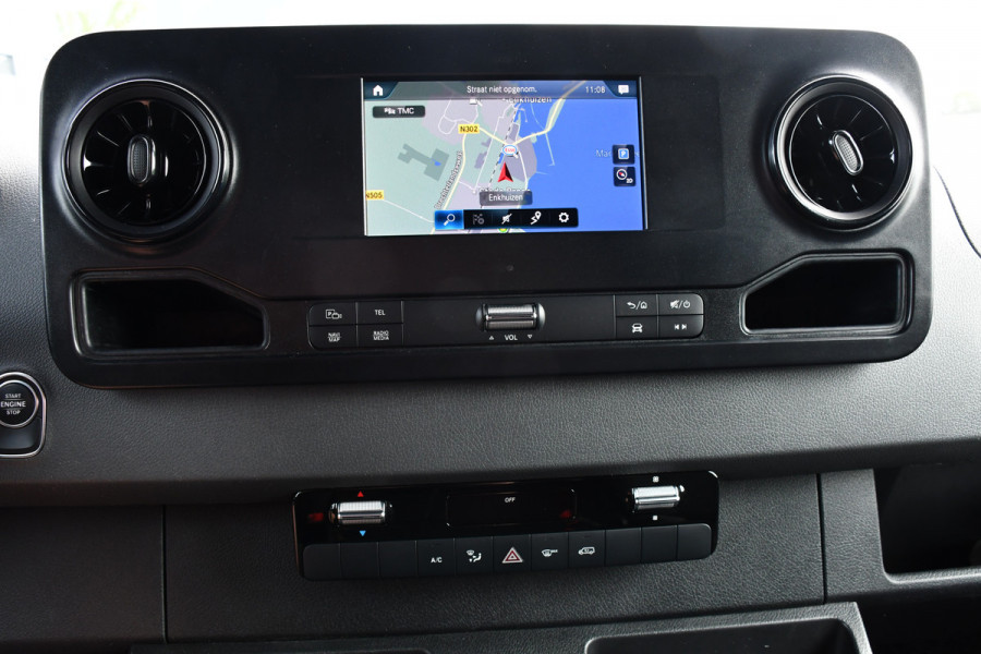 Mercedes-Benz Sprinter 316 2.2 CDI L2H2 PB Edition Adaptieve Cruise, Camera, 164pk, Automaat, Carplay, Multimedia, Trekhaak, NAVI, Uniek!