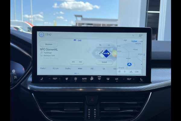 Ford Kuga 2.5 PHEV Titanium 225pk | Driver Assistance Pack | Winterpack | 2.100kg Trekgewicht | SYNC 4 Navigatie