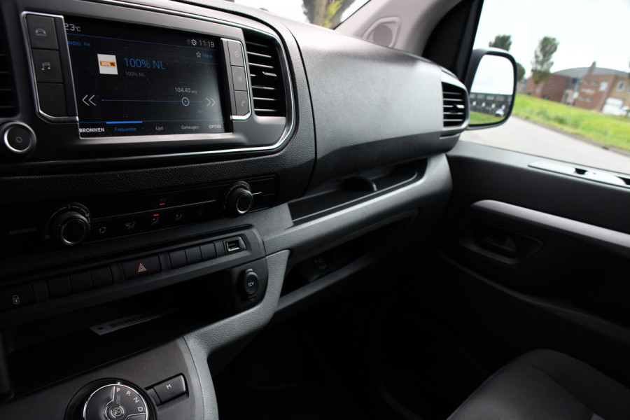 Peugeot Expert 2.0 BlueHDI L3 PB Edition DC Cruise, Carplay. Automaat, 2 x Schuifdeur, Sensoren, 120pk, Multimedia, Uniek!