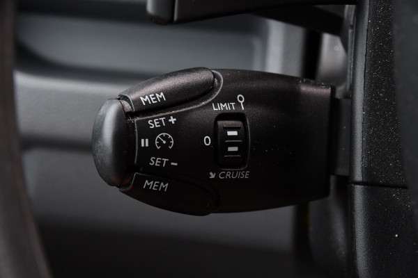 Peugeot Expert 2.0 BlueHDI L3 PB Edition DC Cruise, Carplay. Automaat, 2 x Schuifdeur, Sensoren, 120pk, Multimedia, Uniek!